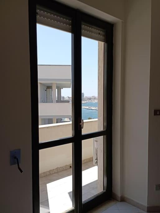 Stupendo Appartamento Fronte Mare A Gallipoli Exterior foto
