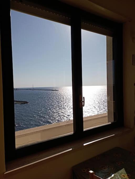 Stupendo Appartamento Fronte Mare A Gallipoli Exterior foto